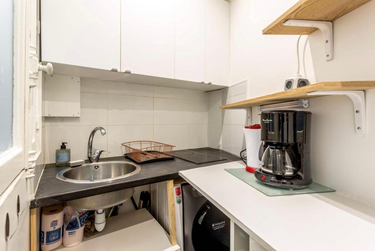 Abbesses - Superbe Appartement Avec Cheminees Paryż Zewnętrze zdjęcie