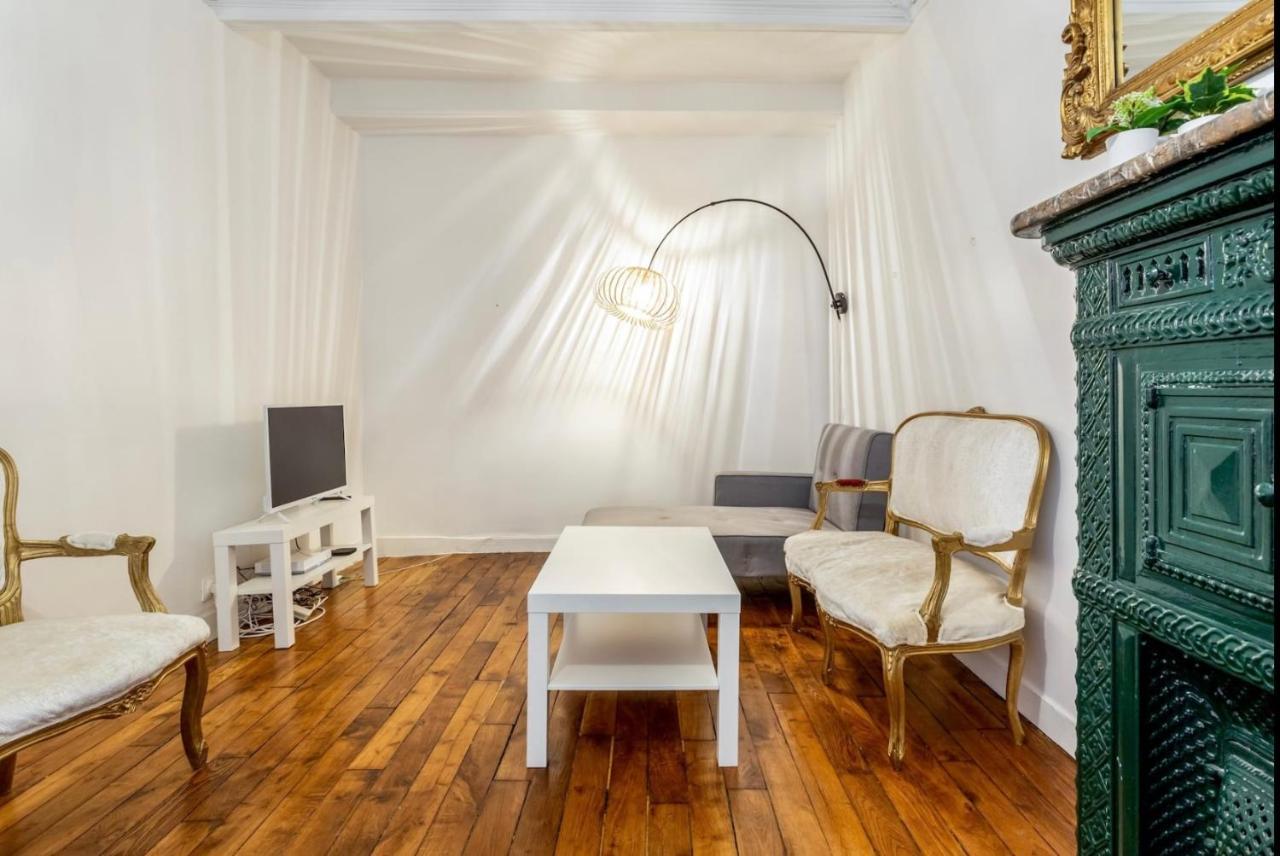 Abbesses - Superbe Appartement Avec Cheminees Paryż Zewnętrze zdjęcie