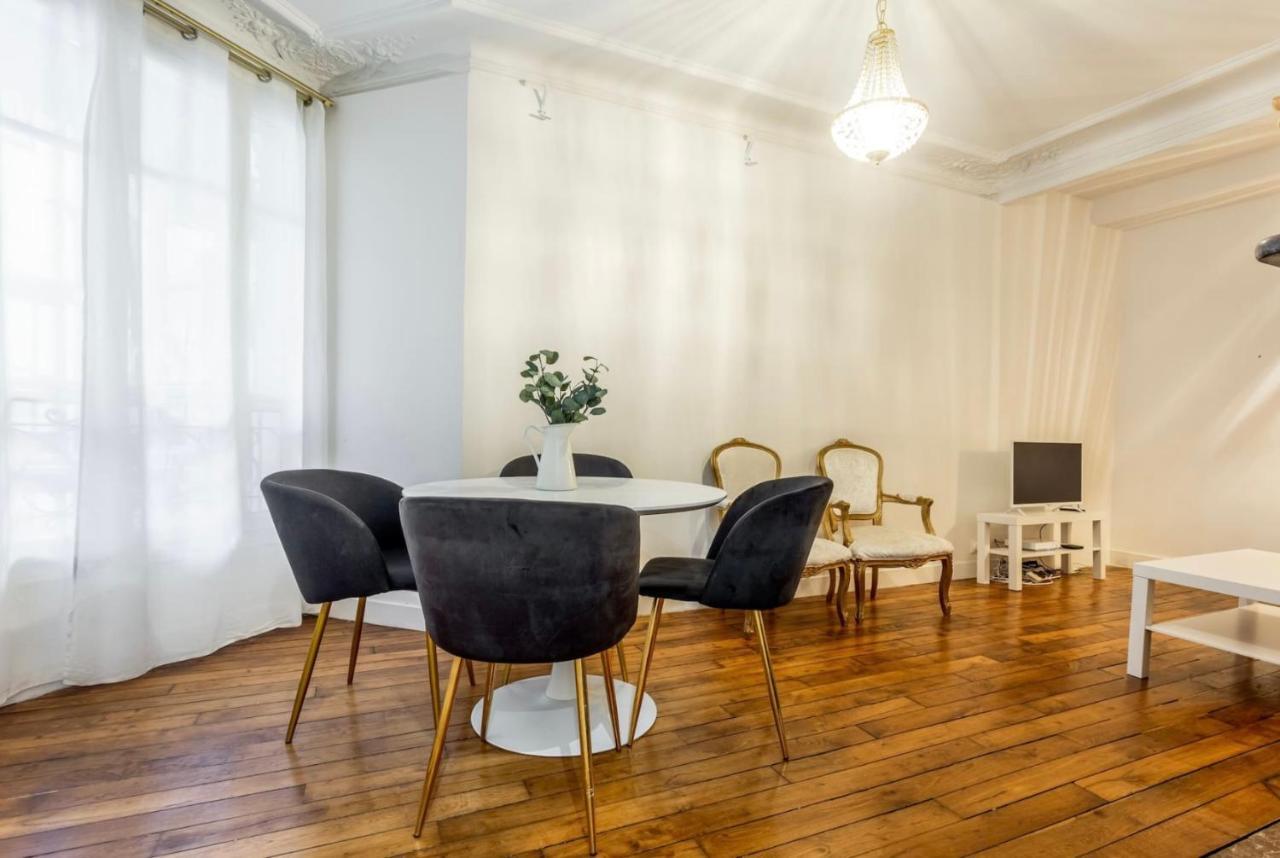 Abbesses - Superbe Appartement Avec Cheminees Paryż Zewnętrze zdjęcie